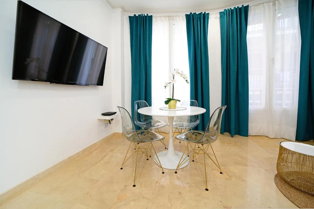 Malaga Historical Centre Luxury Apartment